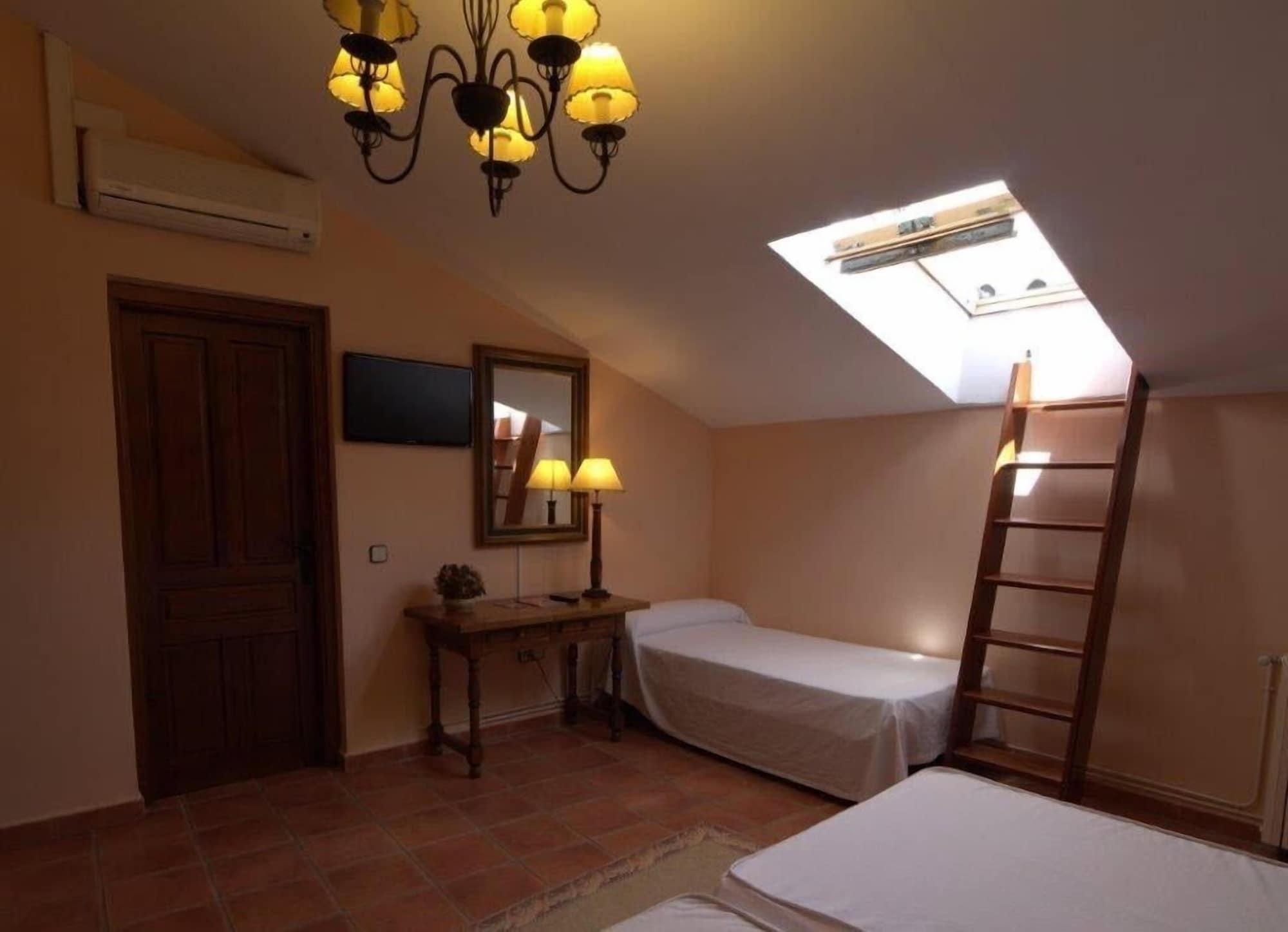 Hotel Las Cancelas Ávila Luaran gambar